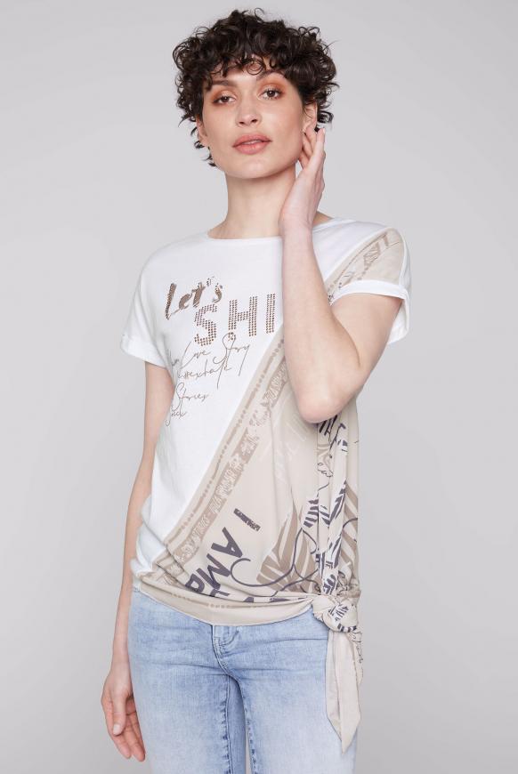 Asymmetrisches T-Shirt zum Knoten