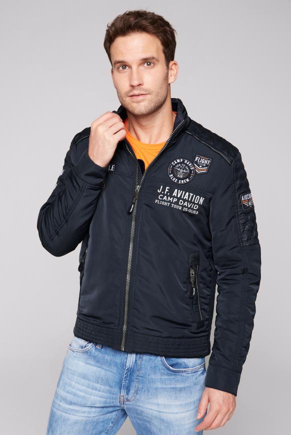 Blouson mit Steppungen, Patches und Artwork