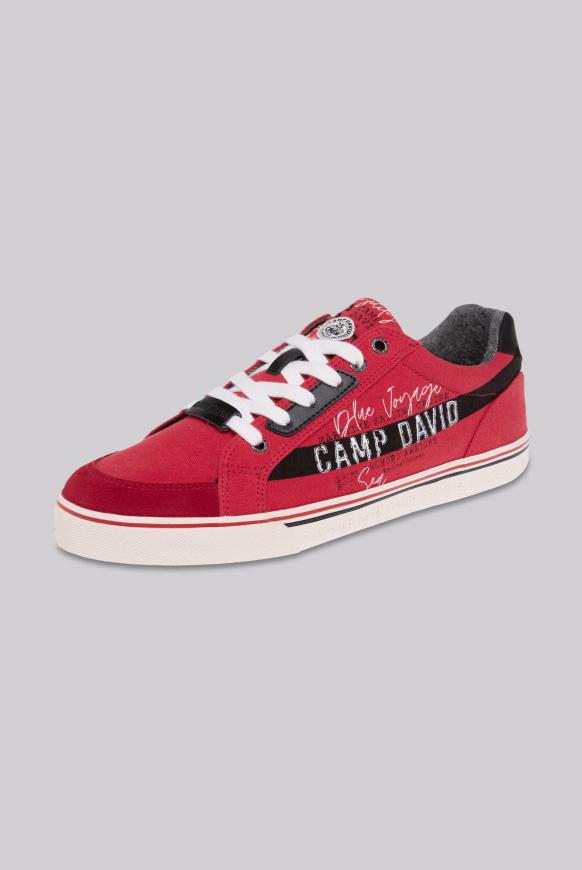 Canvas Sneaker mit Logo Design
