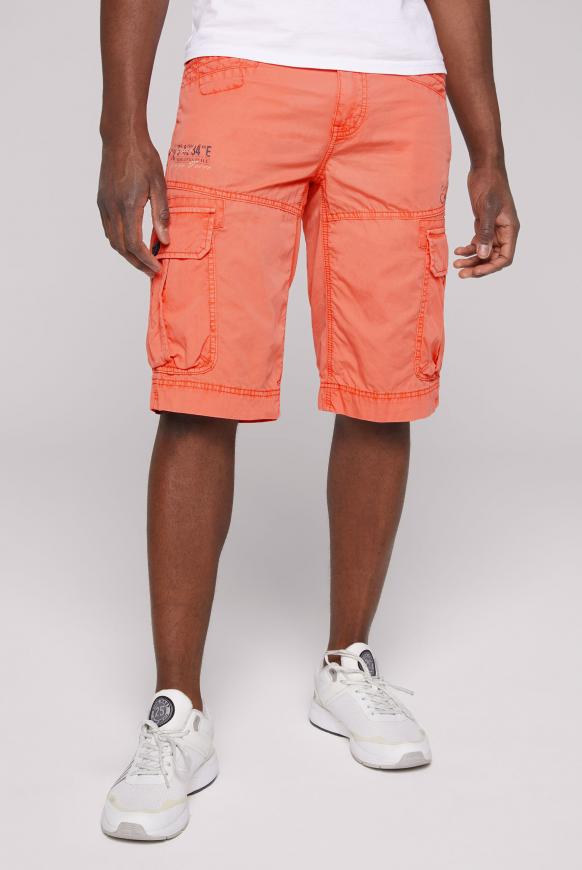 Cargo Shorts mit Tapes und Label Prints