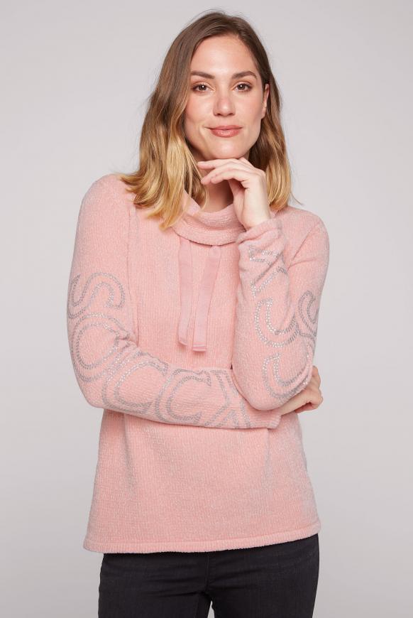 Chenille-Pullover mit Rollkragen und Logo