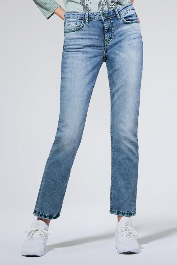 Denim RO:MY mit grünen Nähten,