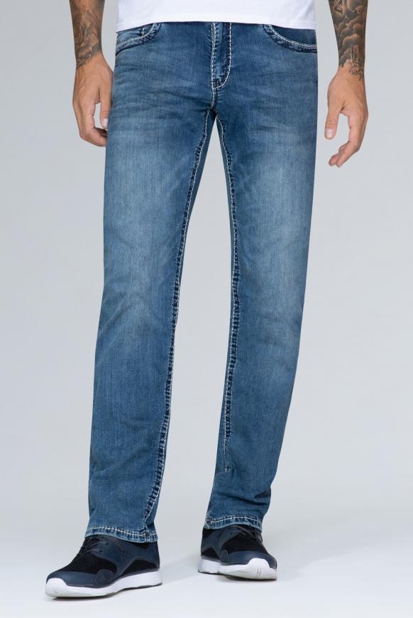 Destroy Effekten an Säumen Denim CO:NO Comfort Fit