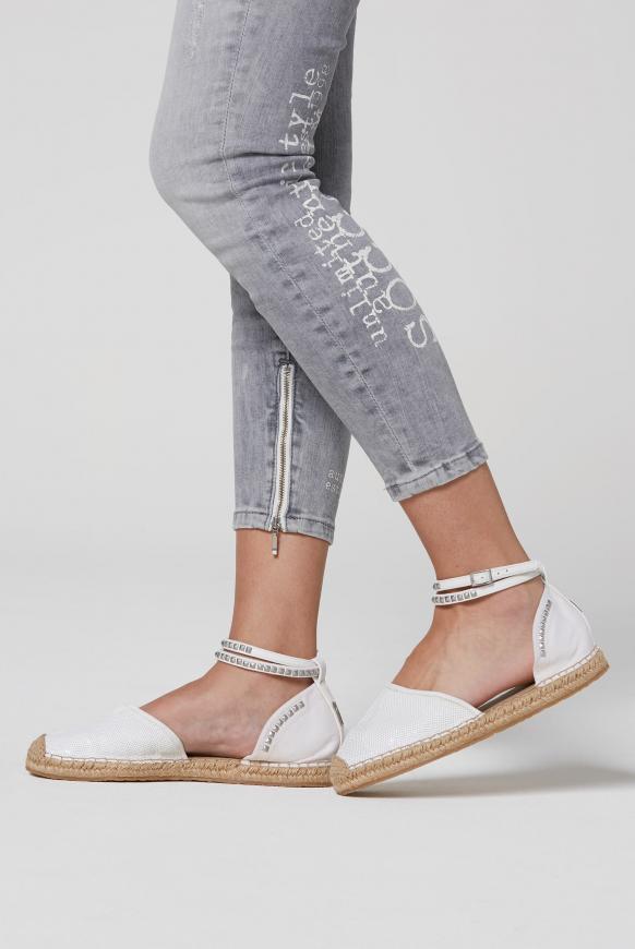 Espadrille mit Pailletten und Knöchelriemen