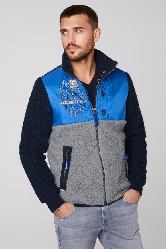 Fleecejacke im Material- und Farbmix
