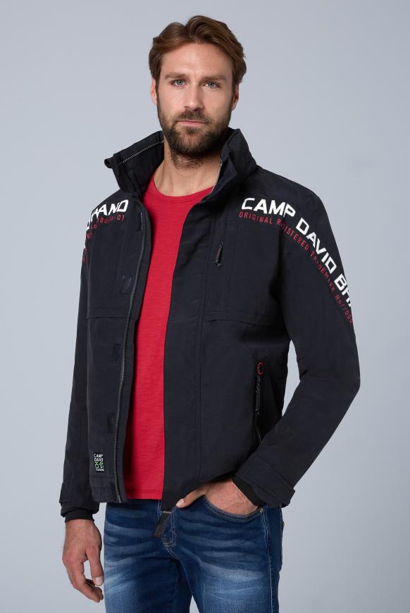 Funktionsjacke mit Logo-Applikationen