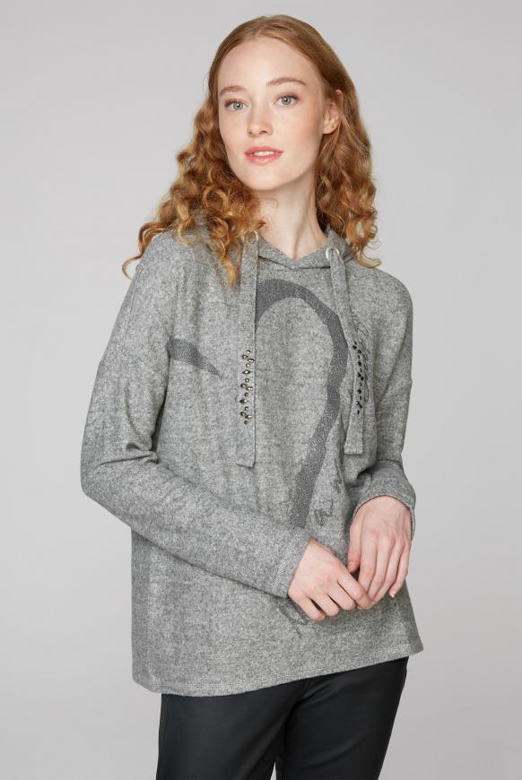 Gebürsteter Pullover mit Kapuze und Druck