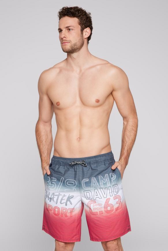 Gestreifte Beachshorts Dip Dye mit Artwork