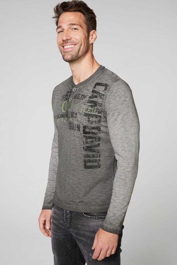 Henley-Shirt aus Flammgarn mit Used Prints