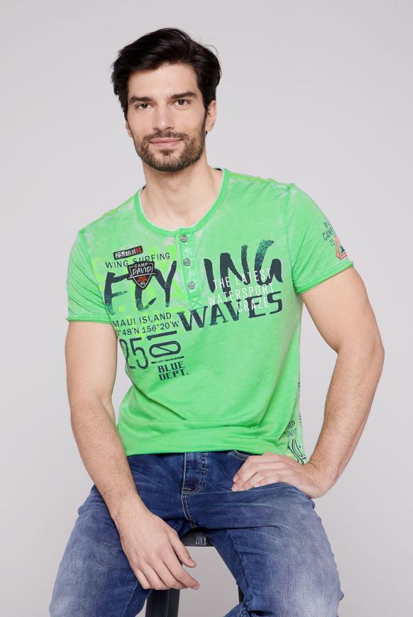Henley-Shirt mit Ausbrenner-Effekten und Prints