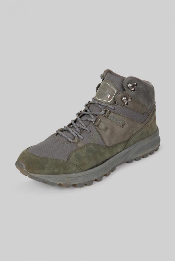 Hiking Sneaker mit griffiger Sohle