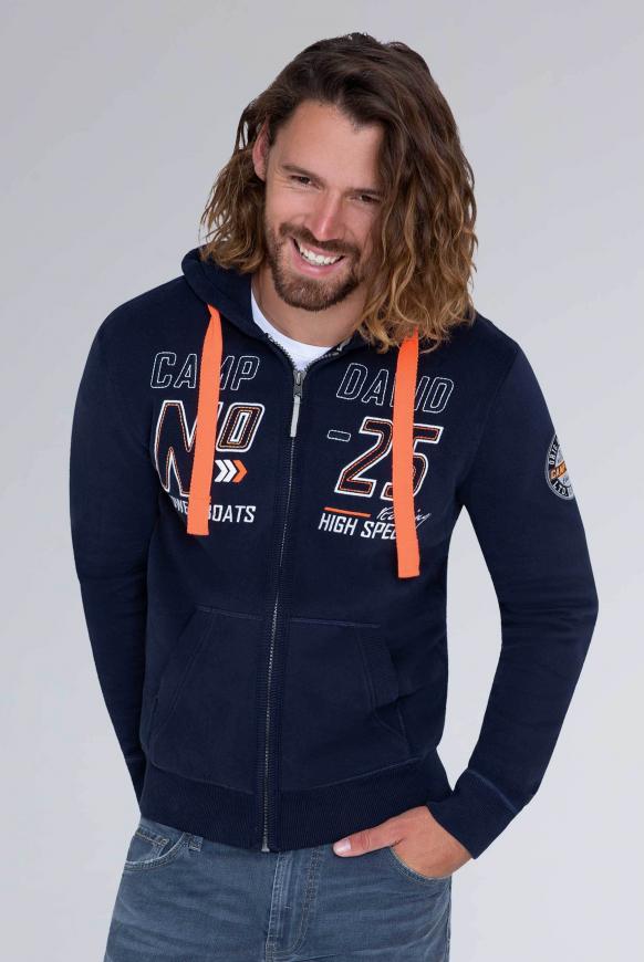 Hoodie Jacket mit Label-Applikationen