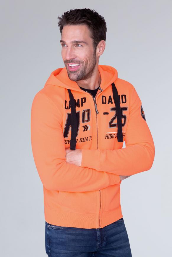 Hoodie Jacket mit Label-Applikationen