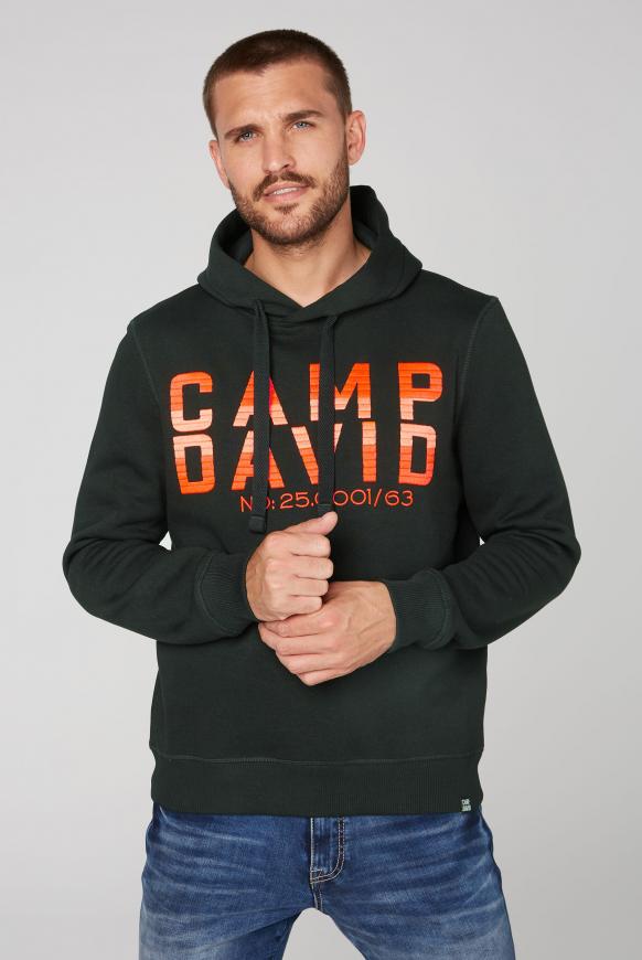 Hoodie mit exklusiver Logo-Stickerei