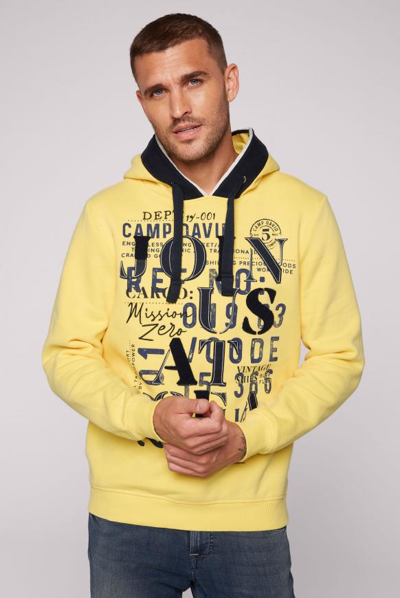 Hoodie mit Label-Applikationen