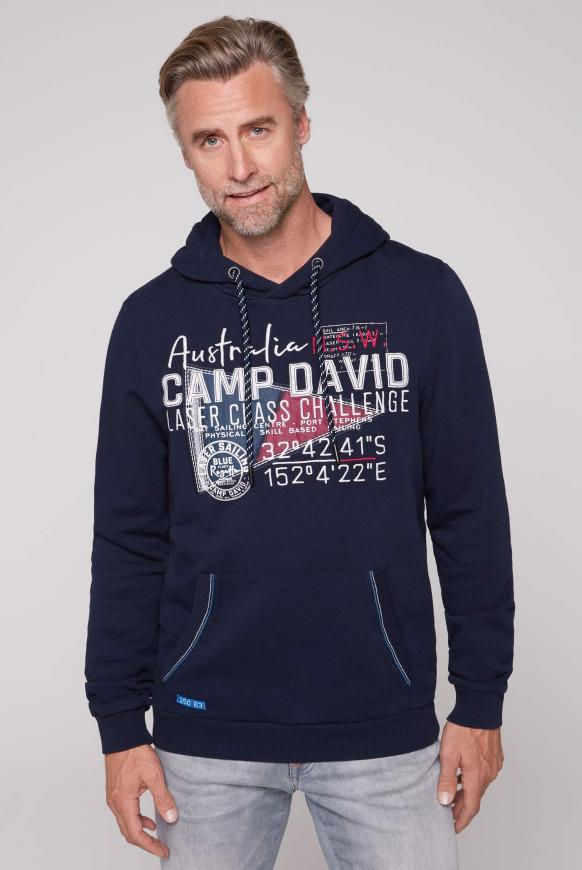 Hoodie mit Logo-Applikationen