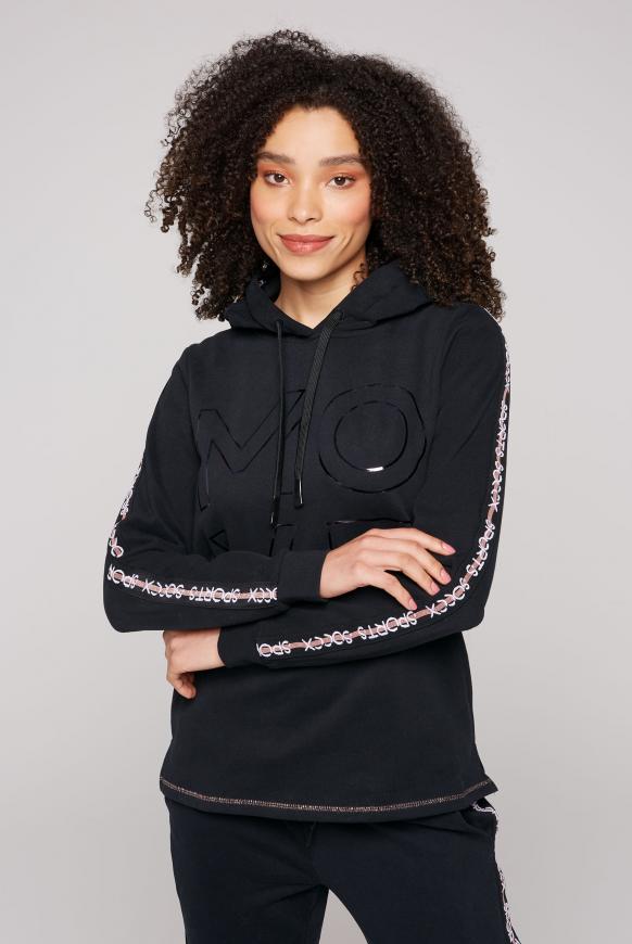 Hoodie mit Logo Tape und Folienprint