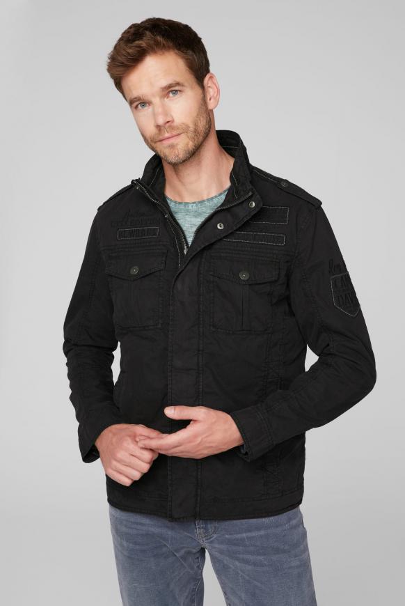 Jacke mit großem Artwork auf dem Rücken