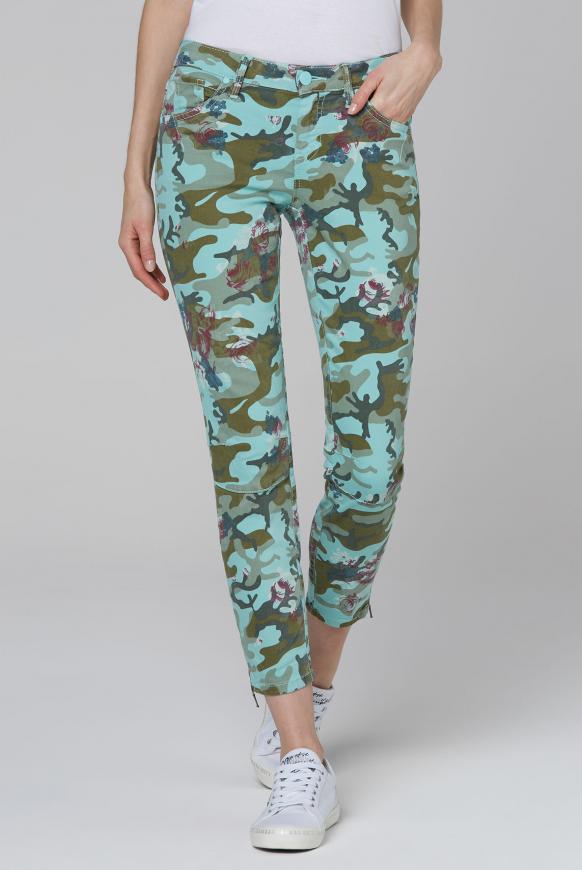 Jeans EL:LA mit Musterprint und 3D-Shape am Knie