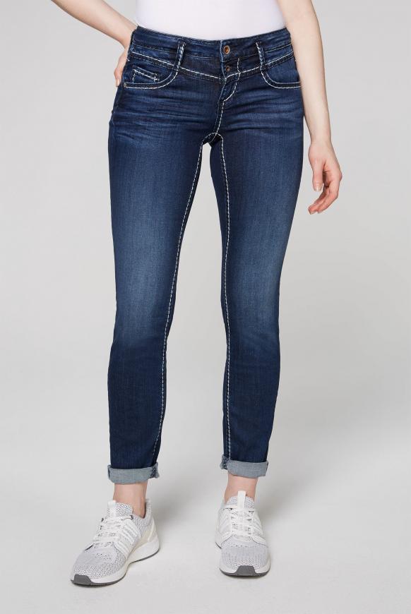 Jeans KA:RA mit breiten Kontrastnähten