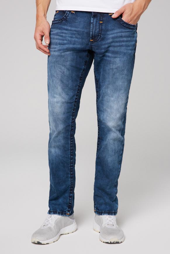 Jeans NI:CO mit dunkler Used-Waschung random blue