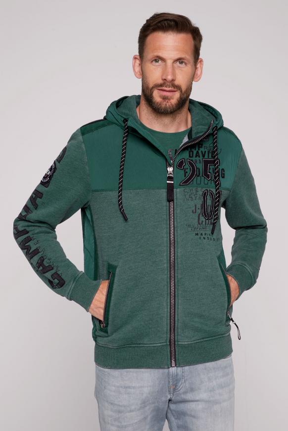 Kapuzensweatjacke im Materialmix