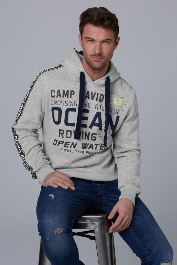 Kapuzensweatshirt mit Logo-Applikationen