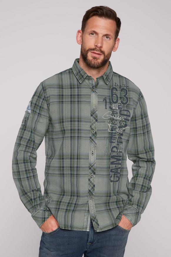 Karohemd mit vielen Label-Applikationen medium khaki