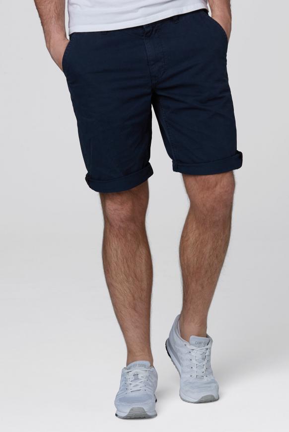 Klassische Chino Shorts
