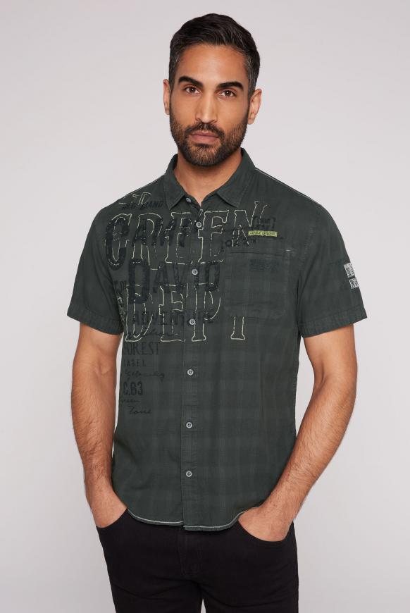 Kurzarmhemd mit Used Print und Tasche green shadow