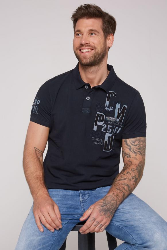 Kurzarmpolo aus Pikee mit Artworks blue navy