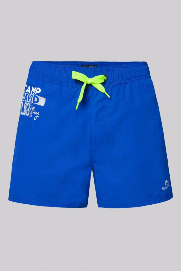 Kurze Badeshorts mit Kontrastkordel und Prints