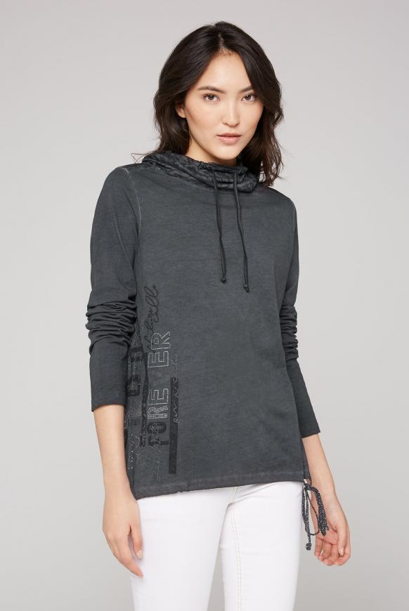 Langarmshirt mit hohem Kragen und Artwork