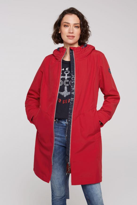 Lange Softshelljacke mit Kapuze clear red