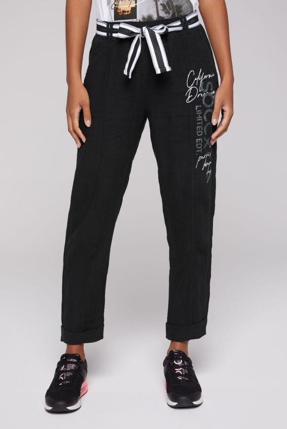 Leinenhose mit Bindegürtel und Logo Print black