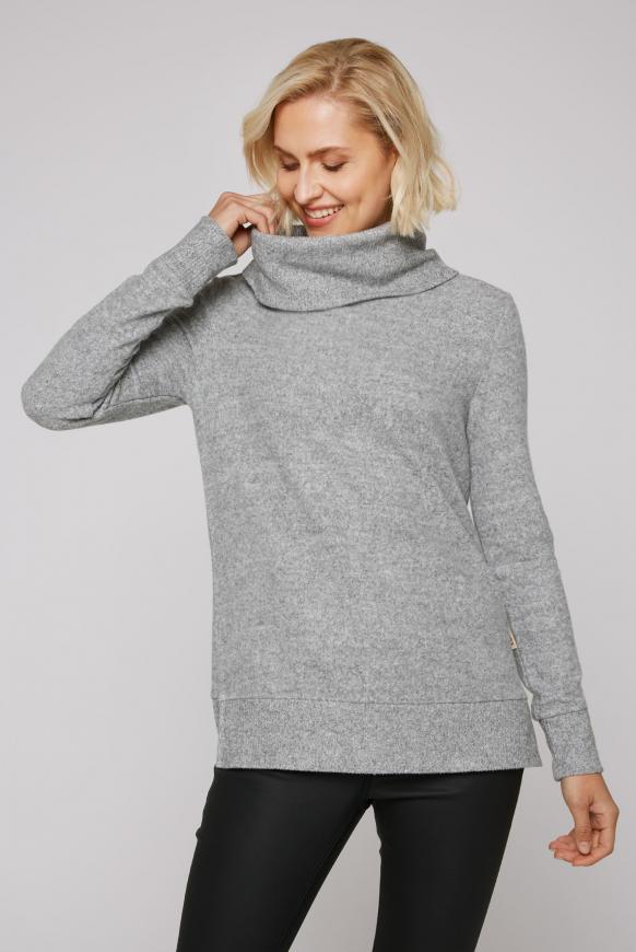 Melierter Pullover mit Rollkragen