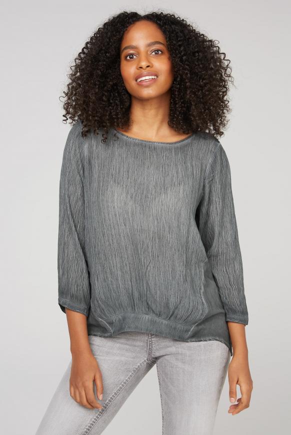 Oversized-Bluse im Materialmix