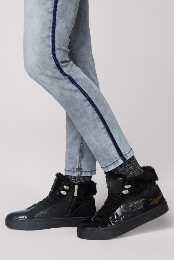 Plateau-Sneaker mit Kunstfellkragen