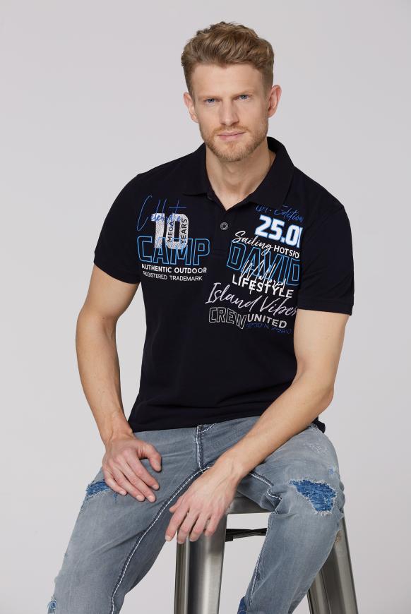 Poloshirt aus Pikee mit Label-Applikationen