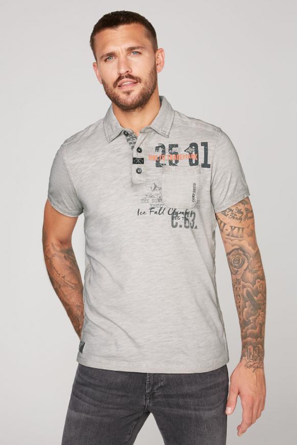 Poloshirt Oil Dyed mit Artworks und Tasche