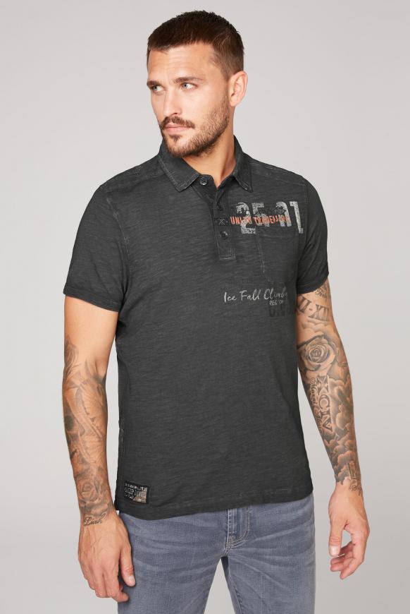 Poloshirt Oil Dyed mit Artworks und Tasche