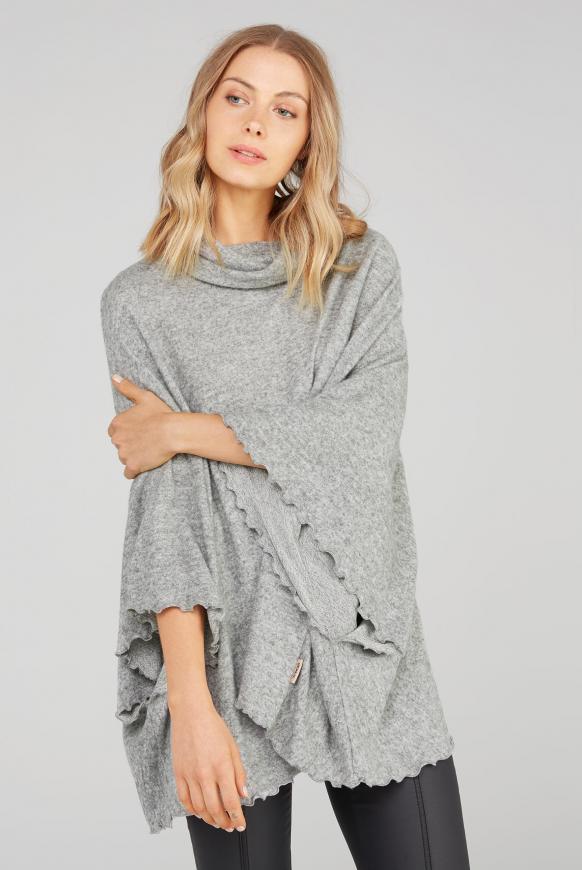 Poncho aus Strickfleece mit weitem Rollkragen