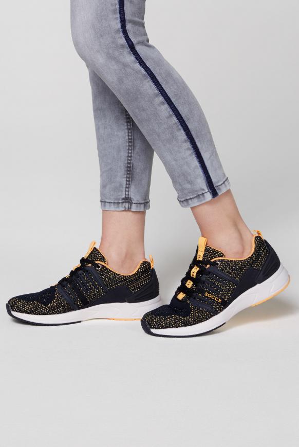 Premium Sneaker mit Strick-Struktur