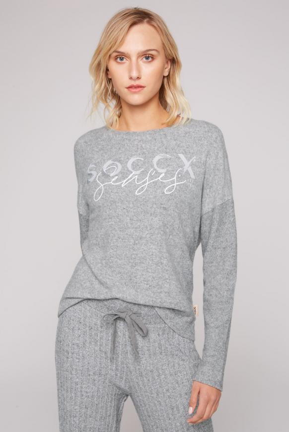 Pullover mit Rippstrickärmeln