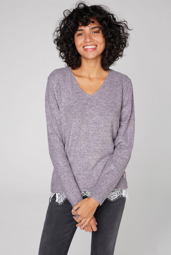Pullover mit Spitzensaum