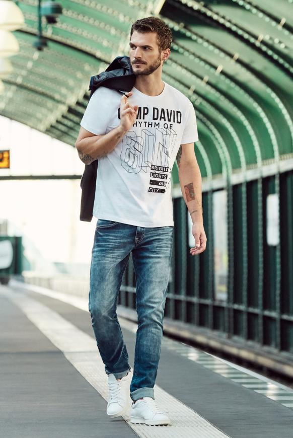 RHYTHM OF BERLIN Look 1