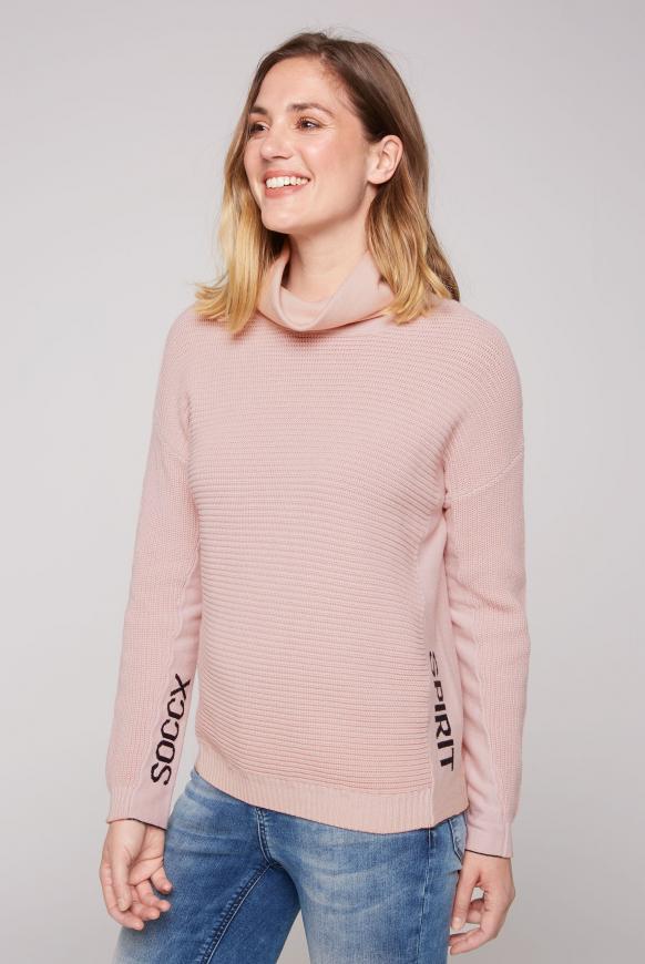 Rollkragenpullover mit Intarsien-Strick