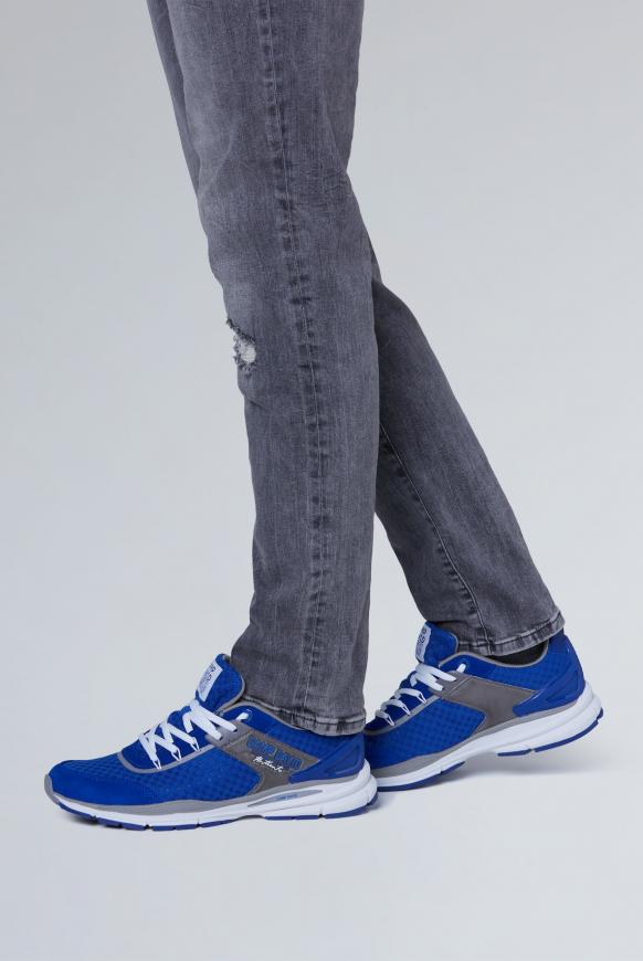 Running Sneaker aus Mesh