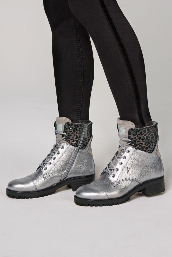 Schnürboots aus Leder mit Metallic-Coating