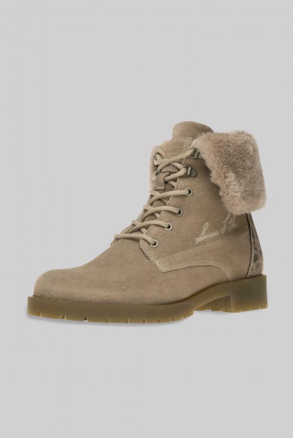 Schnürboots mit Krempelschaft